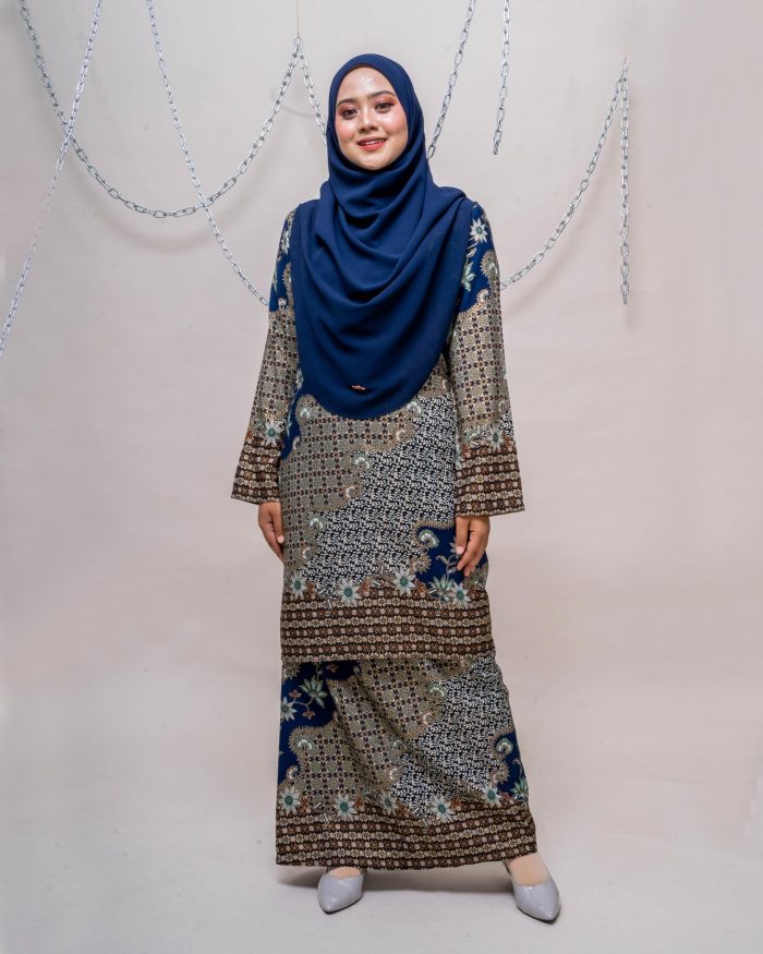 Baju Kurung Batik Safura - Puspawangi - Image 2