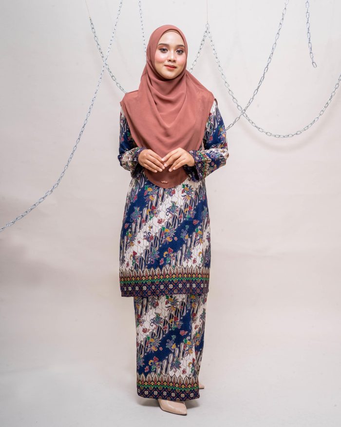 Baju Kurung Batik Safura - Teratai