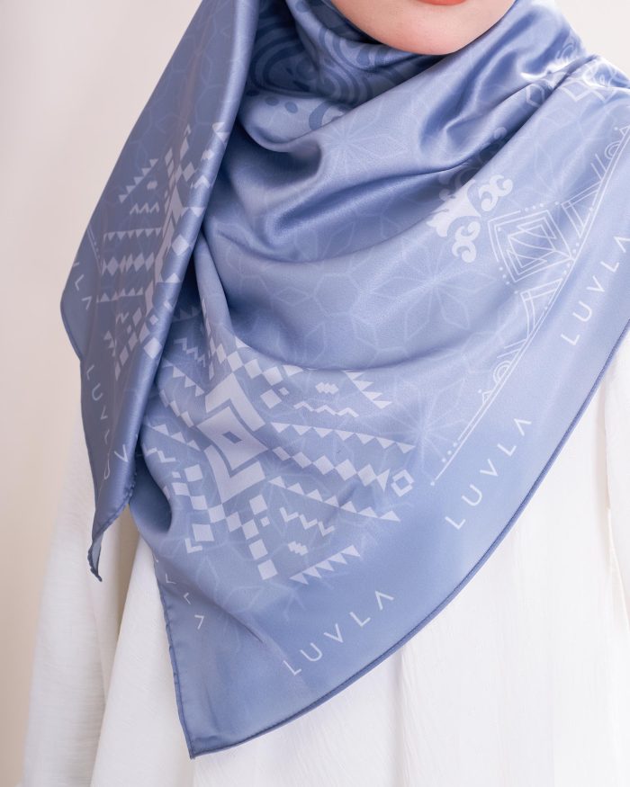 Tudung Bawal Satin Casablanca - Safi - Image 3