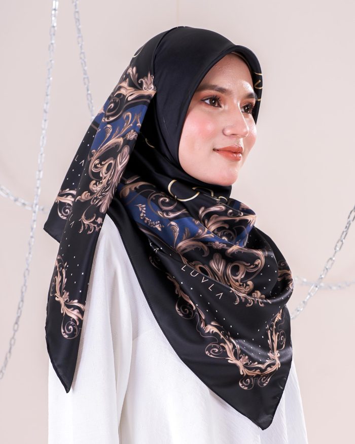 Tudung Bawal Satin Chainz - Figaro - Image 4