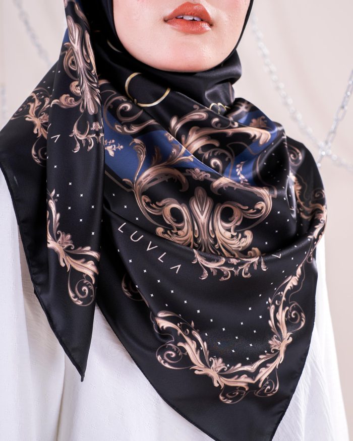 Tudung Bawal Satin Chainz - Figaro - Image 3