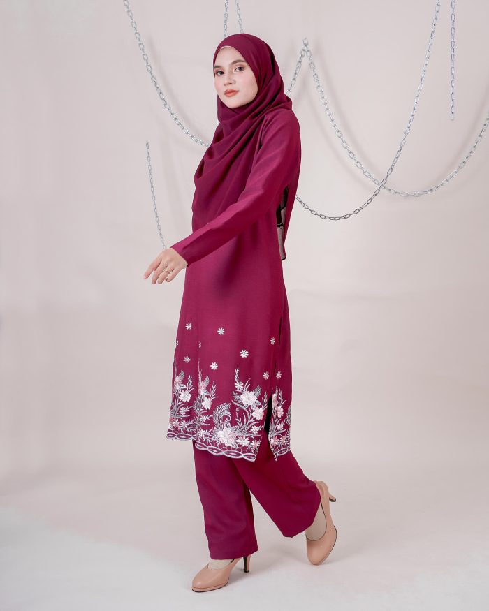 Baju Kurti Sonia - Aurea Maroon - Image 3