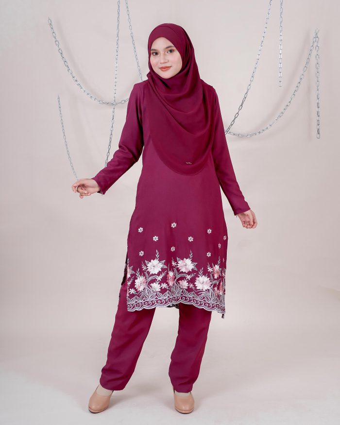 Baju Kurti Sonia - Begonia Maroon - Image 3