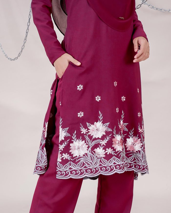 Baju Kurti Sonia - Begonia Maroon - Image 5