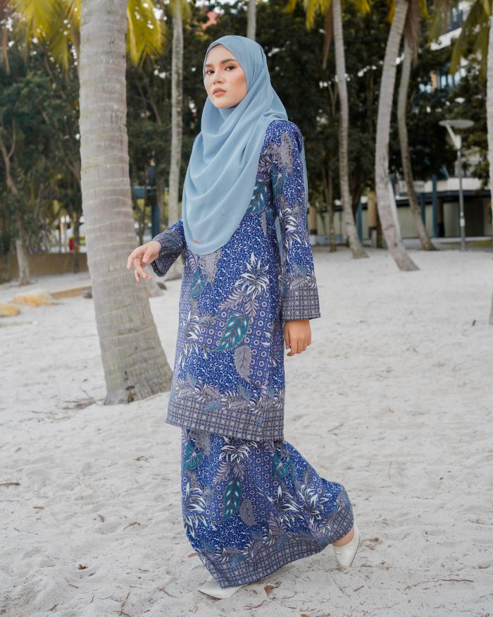 Baju Kurung Batik Safura - Blue Baiduri