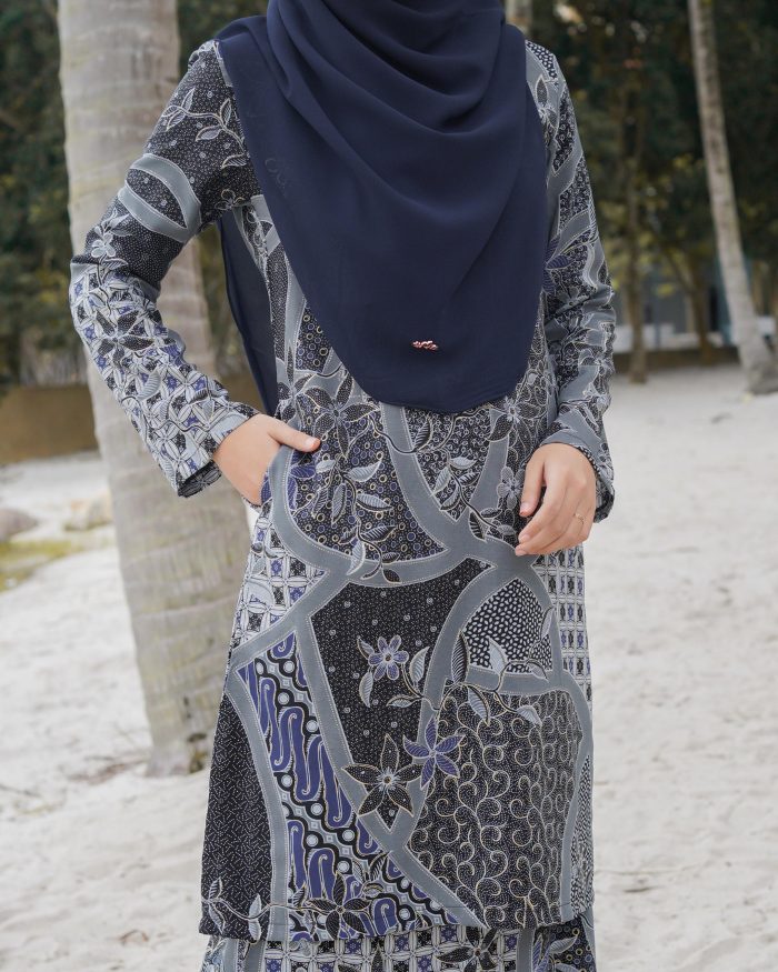 Baju Kurung Batik Safura - Blue Kekwa - Image 4