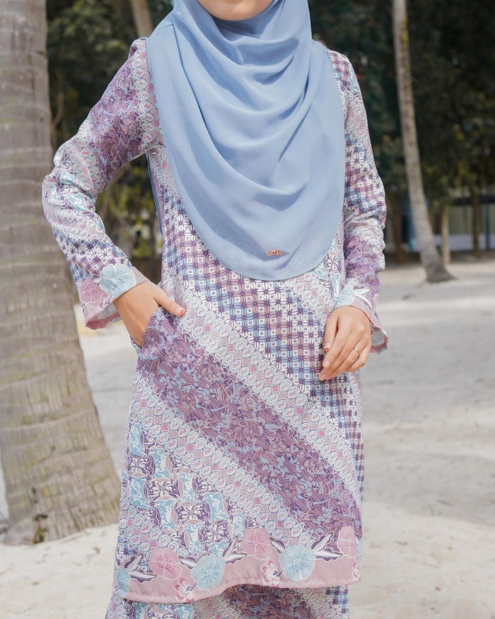 Baju Kurung Batik Safura - Pink Anggun - Image 4