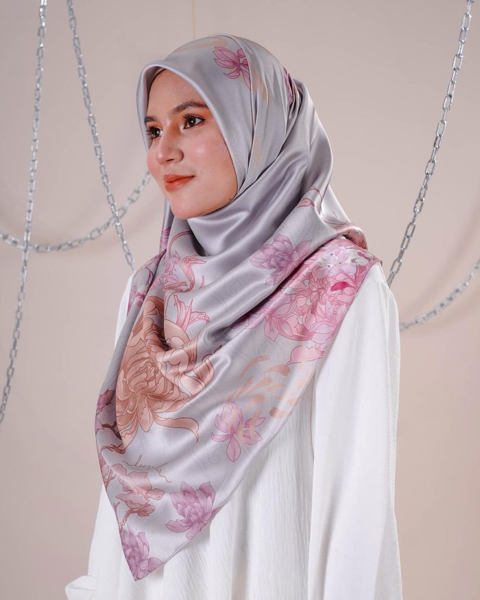 Tudung Bawal Satin Madonna - Cherish - Image 7