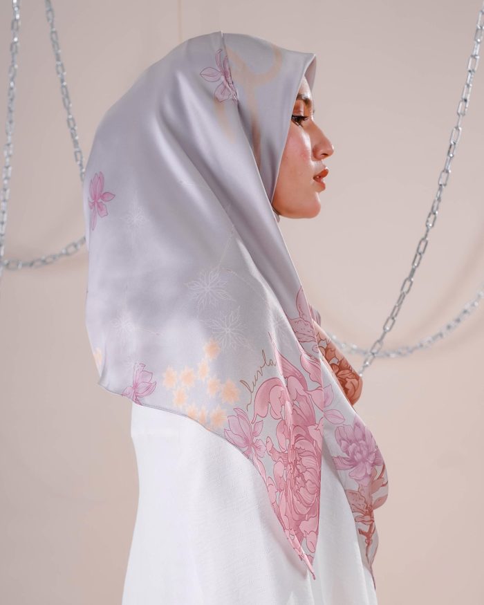 Tudung Bawal Satin Madonna - Cherish - Image 6