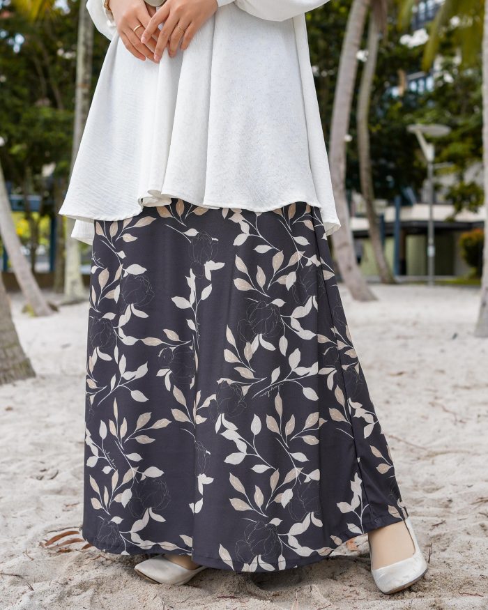 Skirt Printed Liora - Black Rose - Image 3