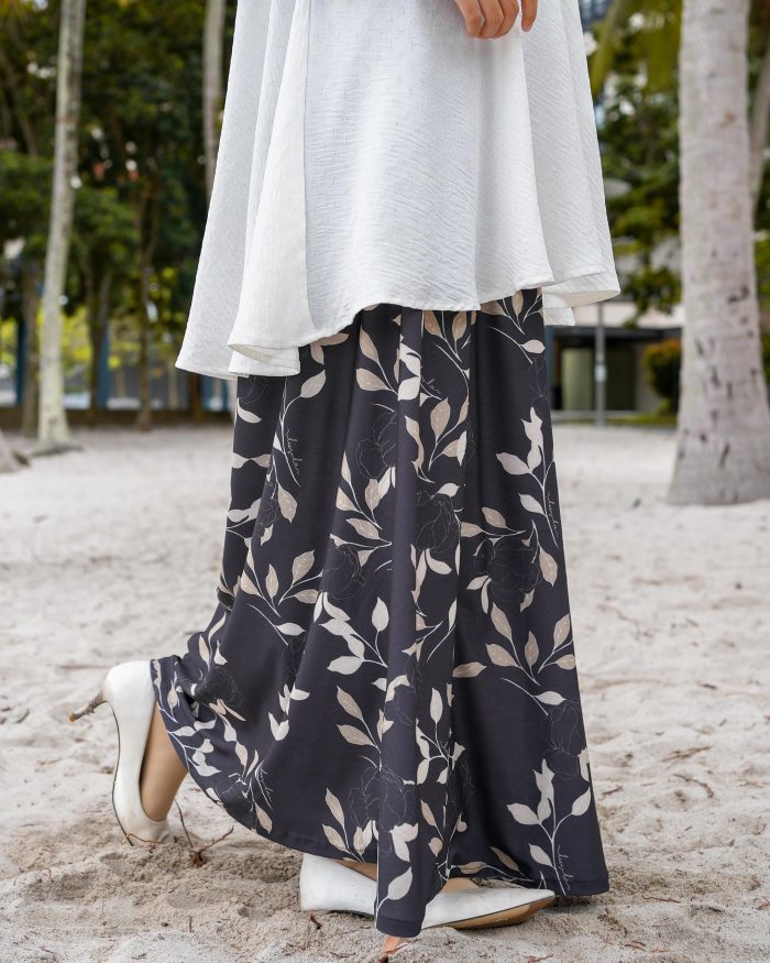 Skirt Printed Liora - Black Rose