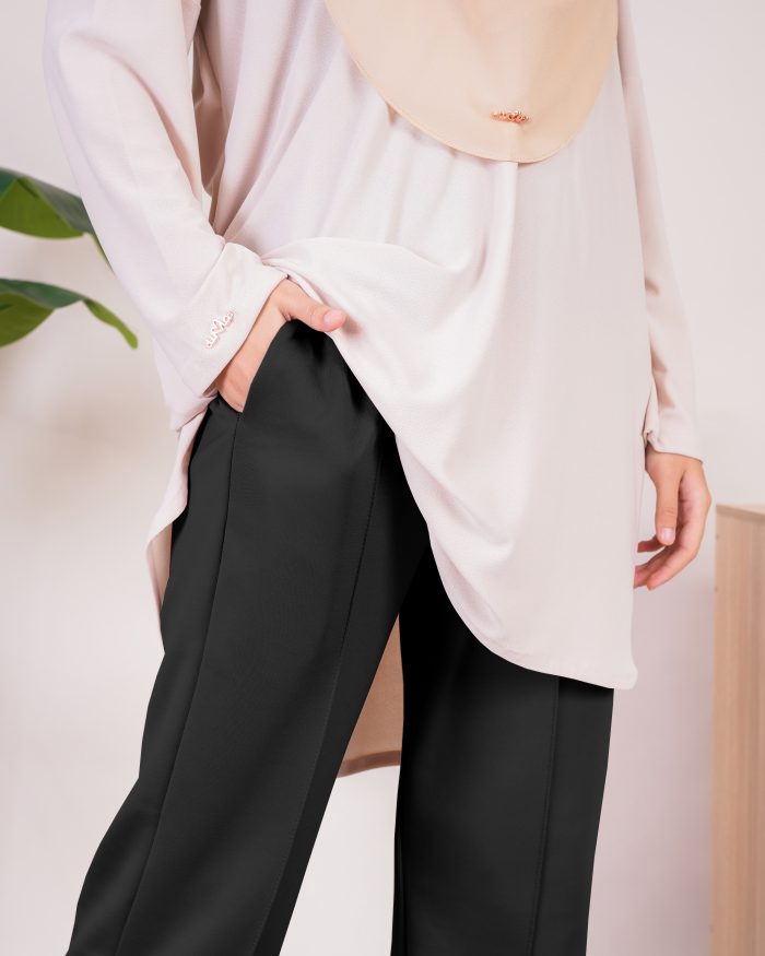 Pants Lova - Chic Black - Image 4
