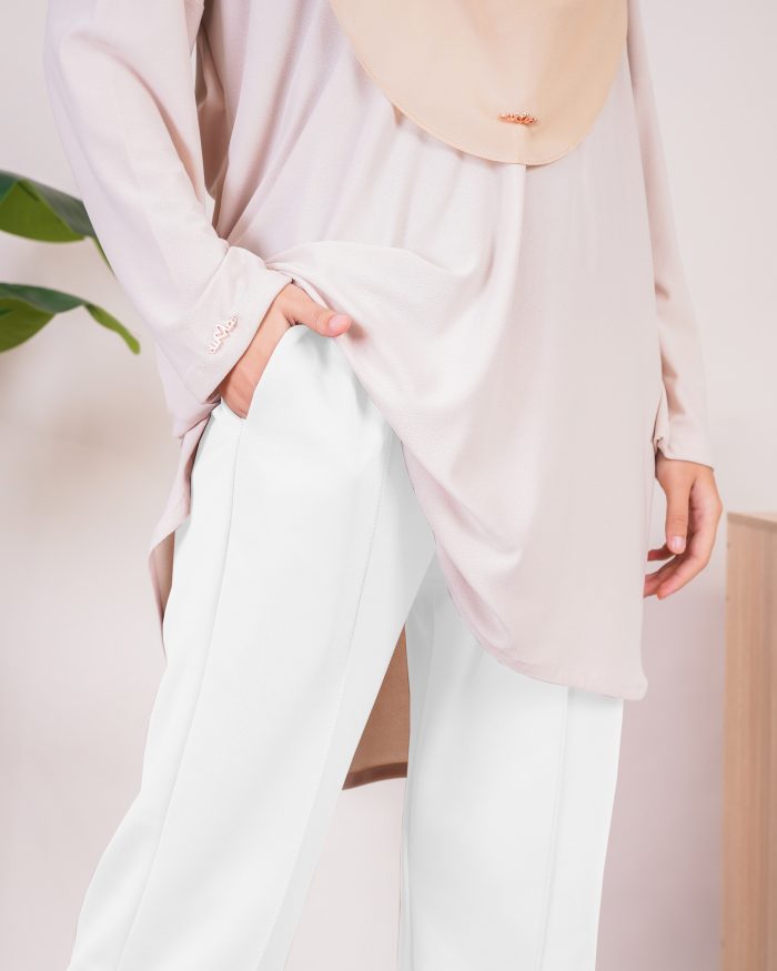 Pants Lova - Off White - Image 4