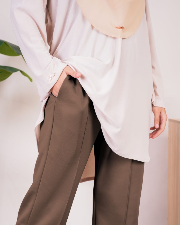 Pants Lova - Pecan Brown - Image 4