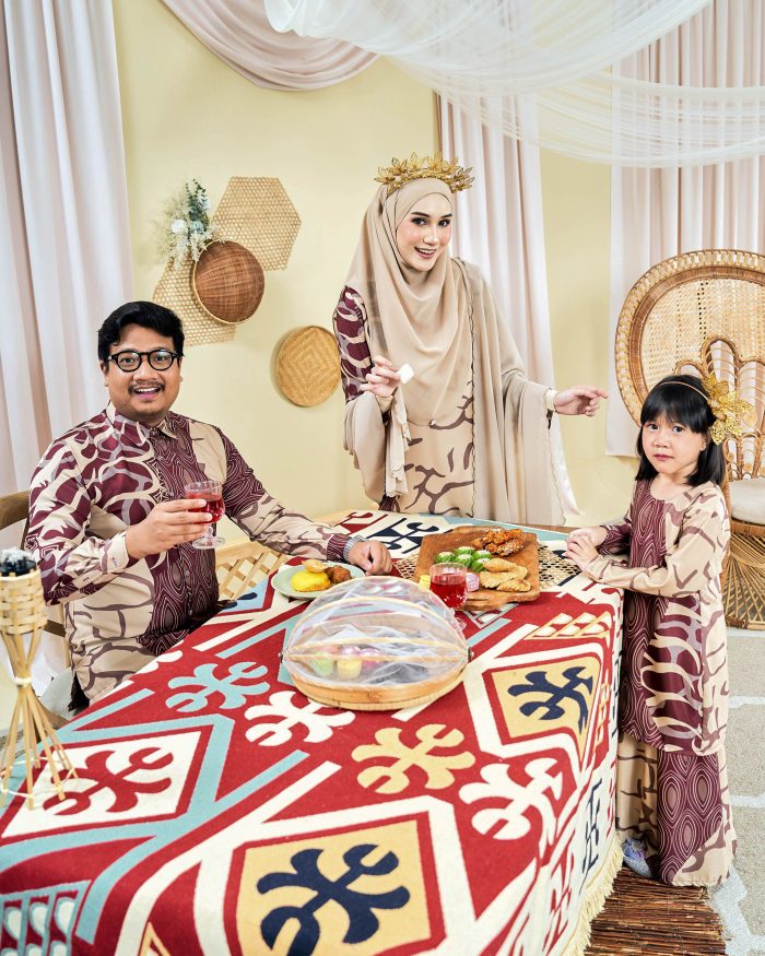 Baju Kurung Moden Batik Sultanah 9.0 - Pawana Brownies - Image 6