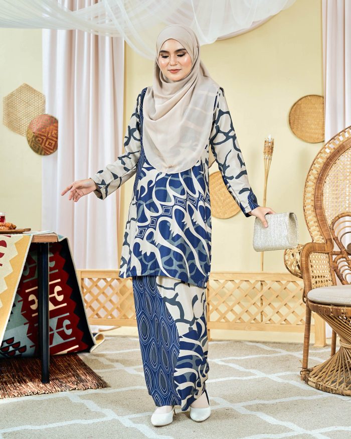 Baju Kurung Moden Batik Sultanah 9.0 - Pawana Denim Blue