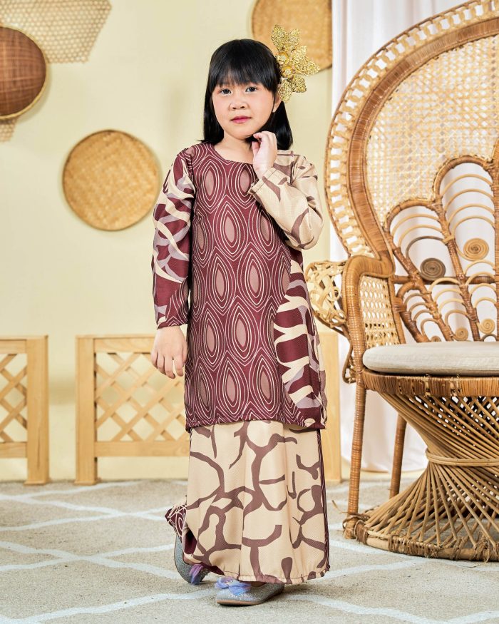 Baju Kurung Moden Batik Sultanah Kids 9.0 - Pawana Brownies - Image 2