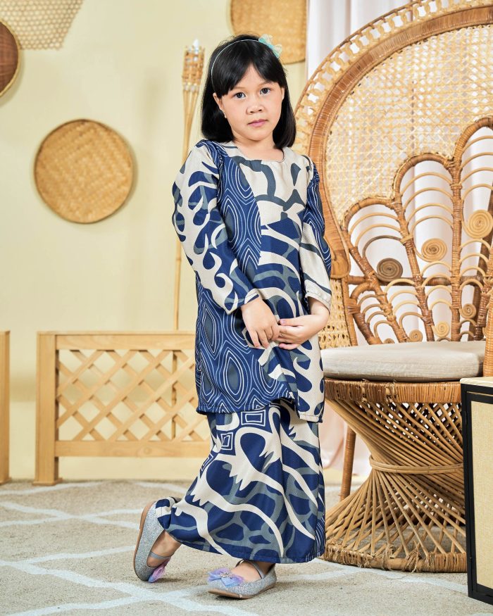 Baju Kurung Moden Batik Sultanah Kids 9.0 - Pawana Denim Blue - Image 2