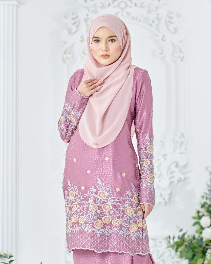 Baju Kurung Sulam Mahsuri - Rose Antique Mauve - Image 6