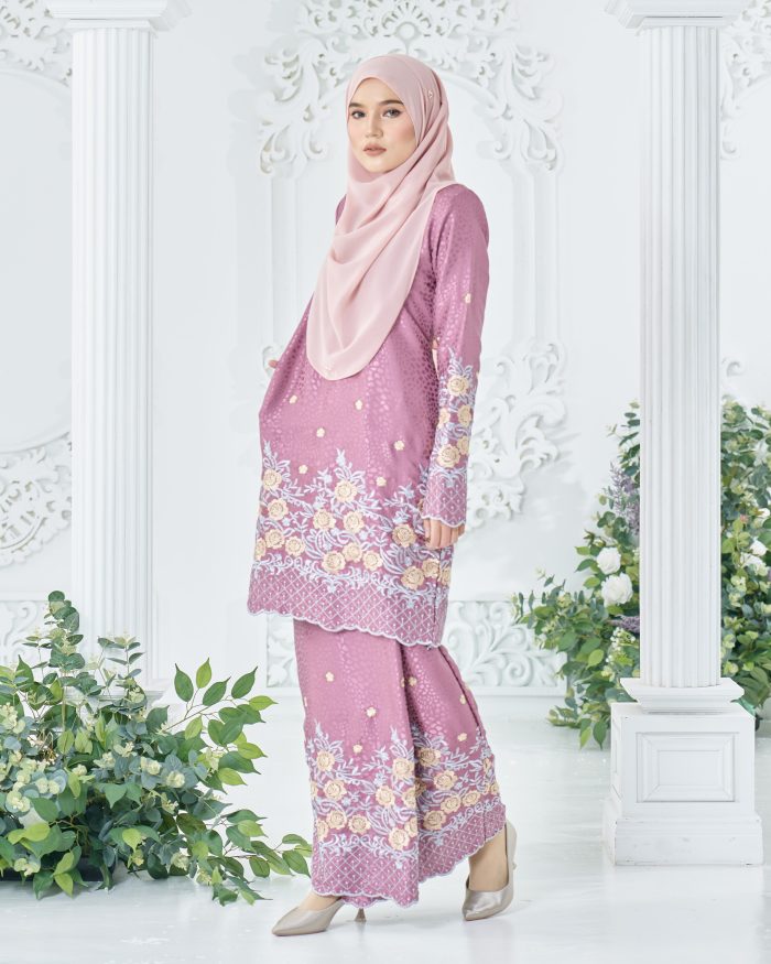 Baju Kurung Sulam Mahsuri - Rose Antique Mauve - Image 2