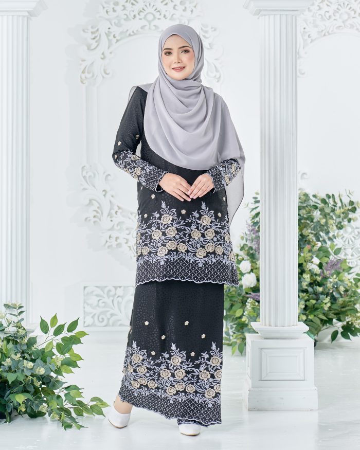 Baju Kurung Sulam Mahsuri - Rose Matte Black - Image 2