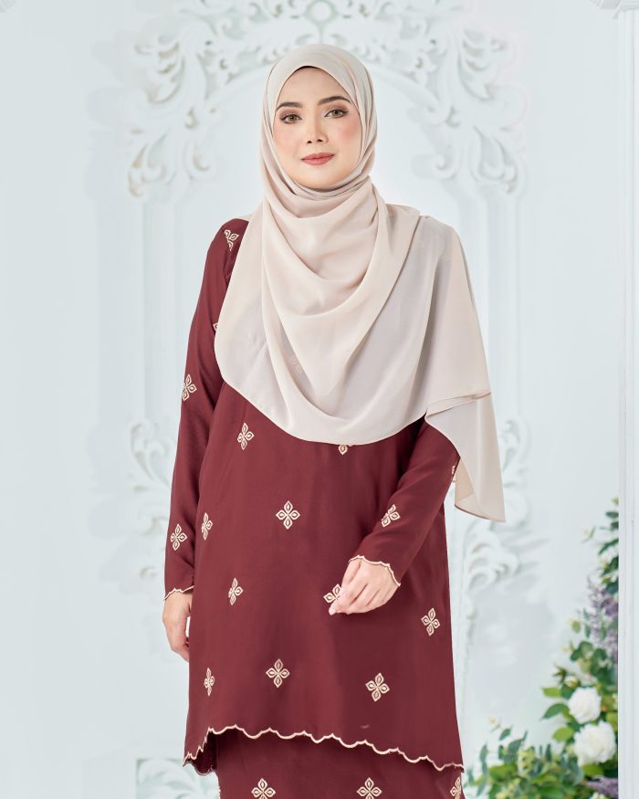 Baju Kurung Sulam Songket Tun Fatimah - Gemala Burgundy - Image 5