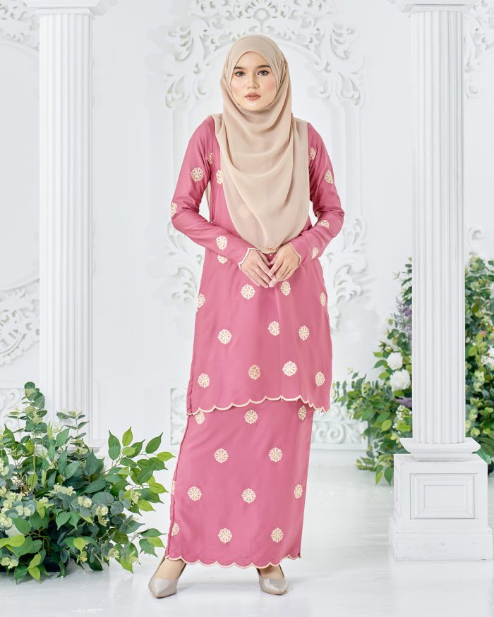 Baju Kurung Sulam Songket Tun Fatimah - Embun Brink Pink