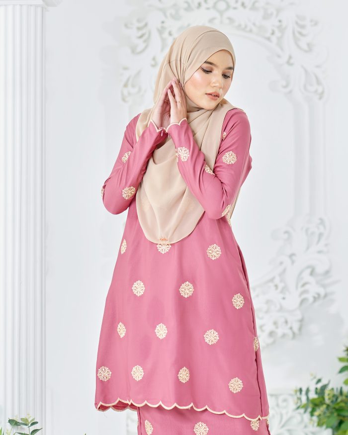 Baju Kurung Sulam Songket Tun Fatimah - Embun Brink Pink - Image 5