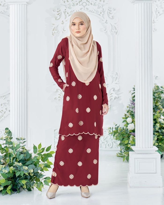 Baju Kurung Sulam Songket Tun Fatimah - Embun Burgundy