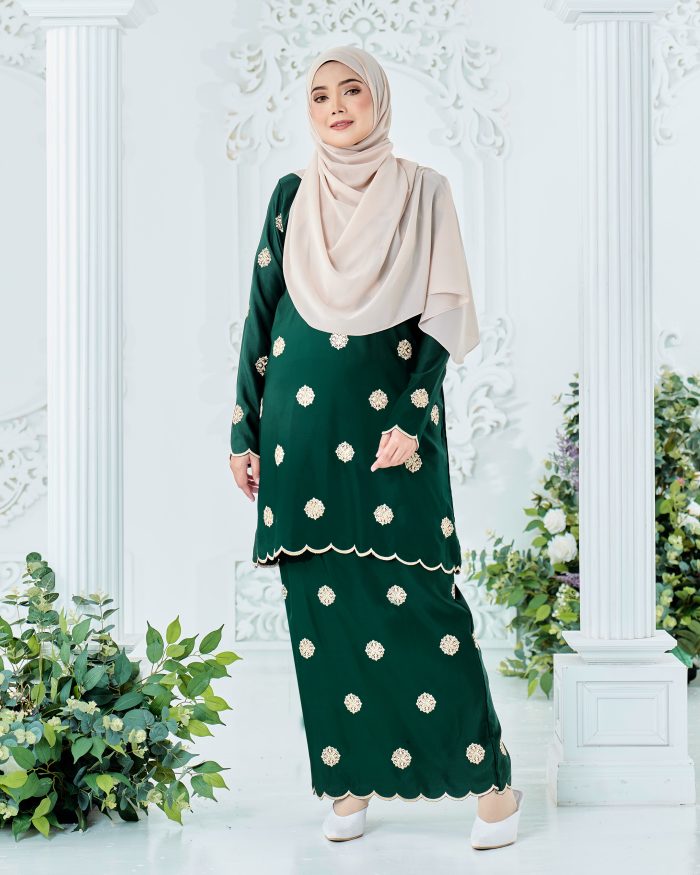 Baju Kurung Sulam Songket Tun Fatimah - Embun Emerald Green