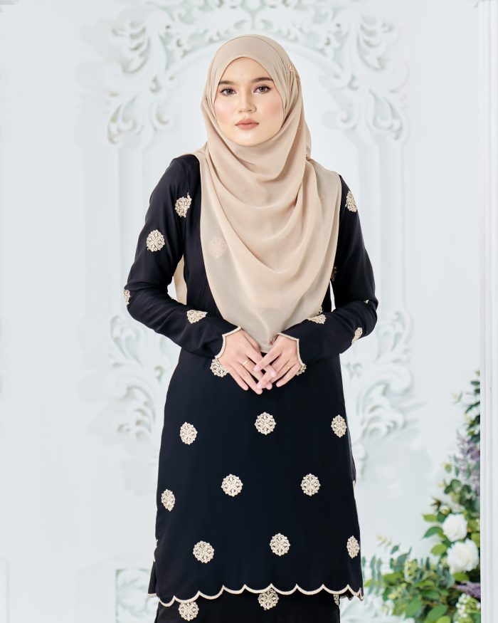 Baju Kurung Sulam Songket Tun Fatimah - Embun Matte Black - Image 5