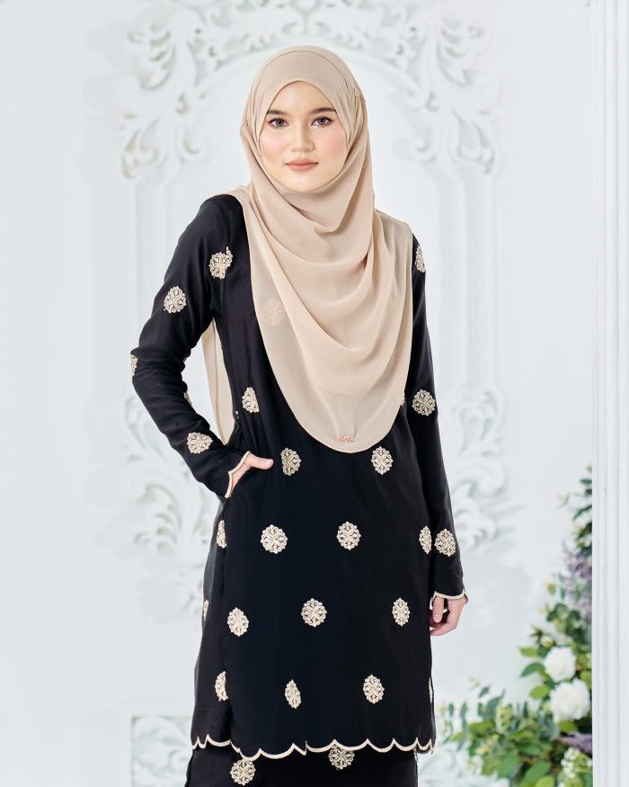 Baju Kurung Sulam Songket Tun Fatimah - Embun Matte Black - Image 4