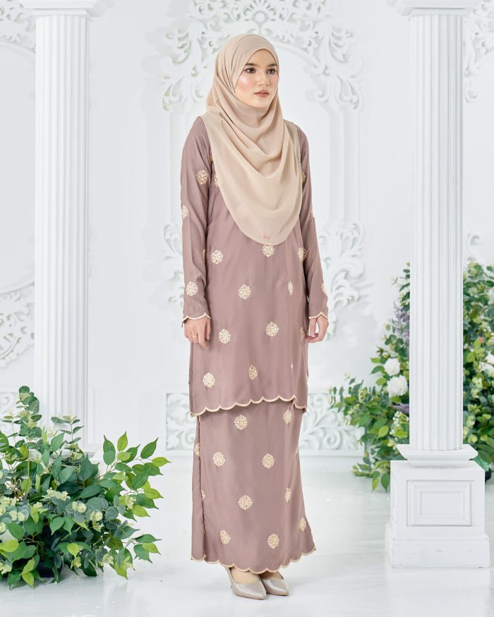 Baju Kurung Sulam Songket Tun Fatimah - Embun Pastel Mauve