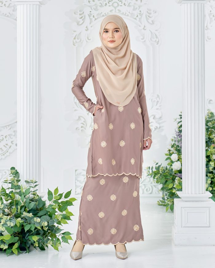 Baju Kurung Sulam Songket Tun Fatimah - Embun Pastel Mauve - Image 2