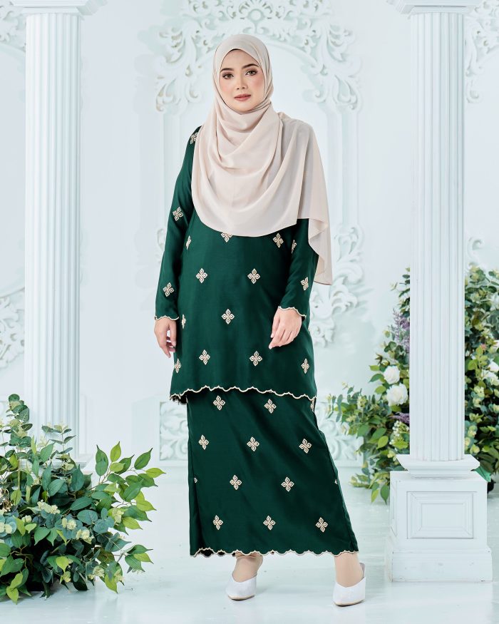 Baju Kurung Sulam Songket Tun Fatimah - Gemala Emerald Green