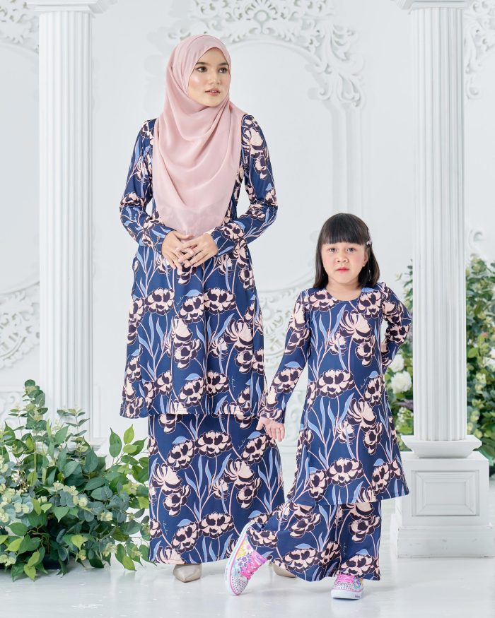 Baju Kurung Pahang Laura Printed Kids 8.0 - Admiral Gladicius - Image 4