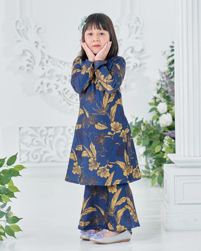 Baju Kurung Pahang Laura Printed Kids 8.0 - Botanic Begonia - Image 3