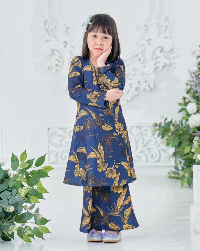 Baju Kurung Pahang Laura Printed Kids 8.0 - Botanic Begonia - Image 2