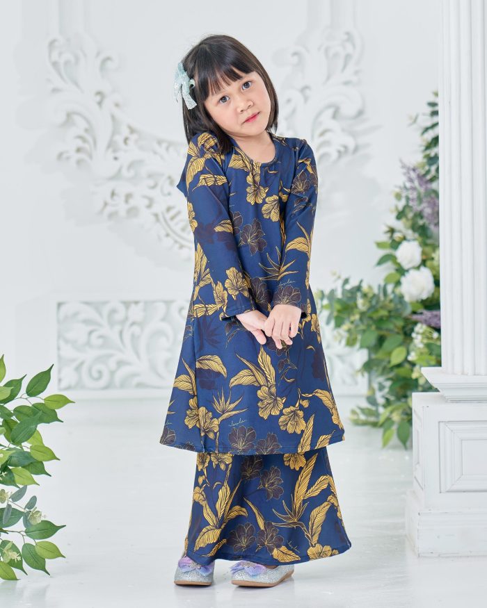 Baju Kurung Pahang Laura Printed Kids 8.0 - Botanic Begonia