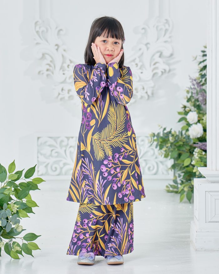 Baju Kurung Pahang Laura Printed Kids 8.0 - Grape Hyacinth - Image 3