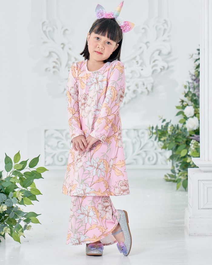 Baju Kurung Pahang Laura Printed Kids 8.0 - Lovely Carnation