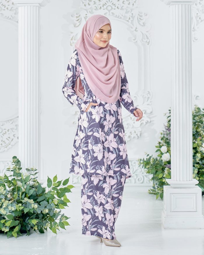 Baju Kurung Pahang Laura Printed 8.0 - Michelia - Image 2