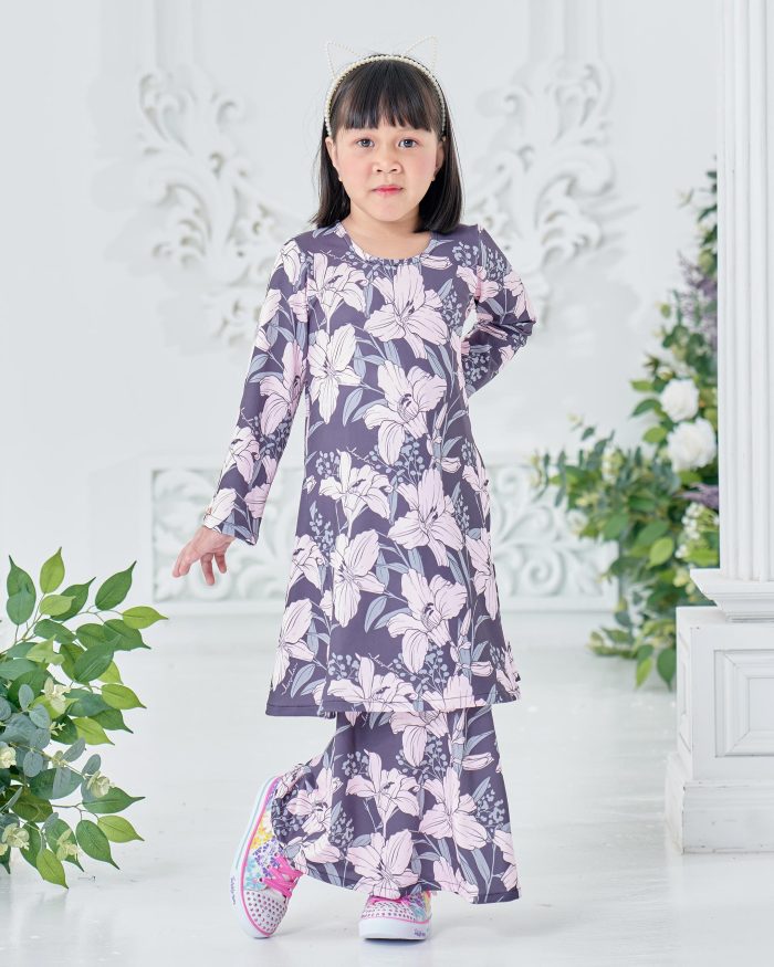 Baju Kurung Pahang Laura Printed Kids 8.0 - Michelia - Image 2