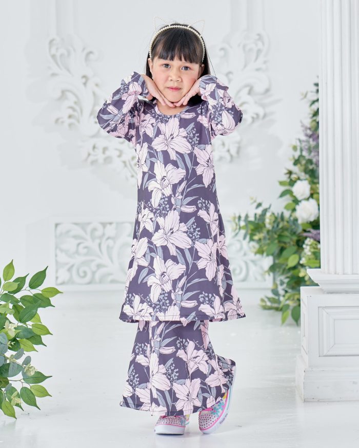 Baju Kurung Pahang Laura Printed Kids 8.0 - Michelia - Image 3