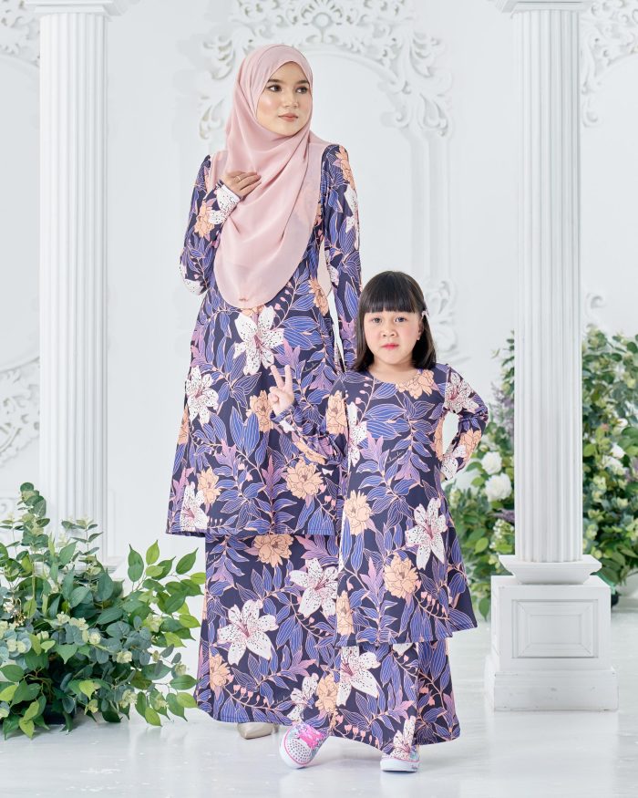 Baju Kurung Pahang Laura Printed Kids 8.0 - Midnight Lily - Image 2