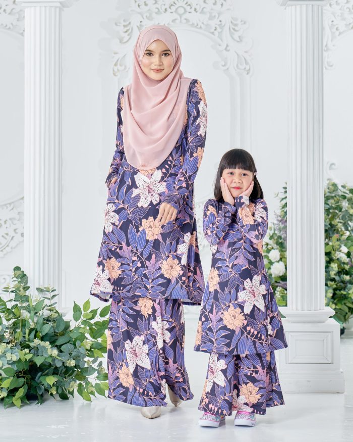 Baju Kurung Pahang Laura Printed Kids 8.0 - Midnight Lily