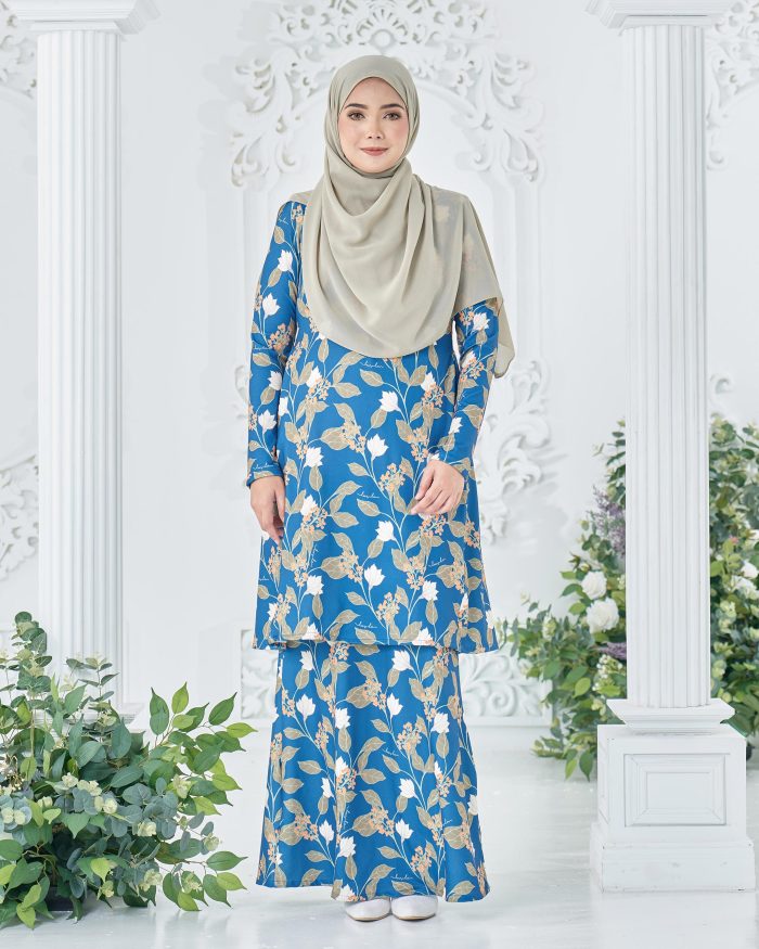 Baju Kurung Pahang Laura Printed 8.0 - Navy Tulips - Image 2