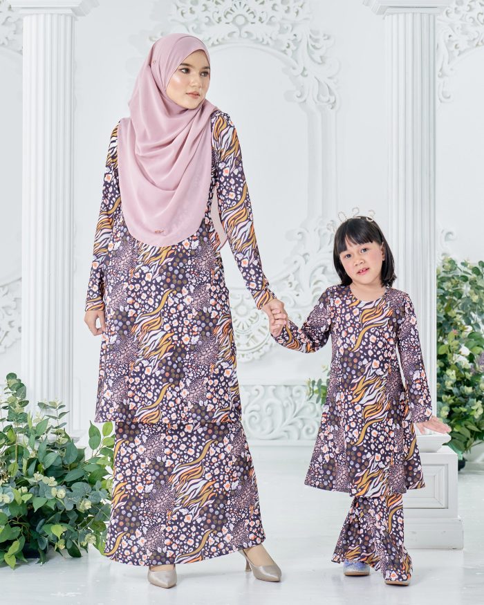 Baju Kurung Pahang Laura Printed Kids 8.0 - Panthera Uncia - Image 5