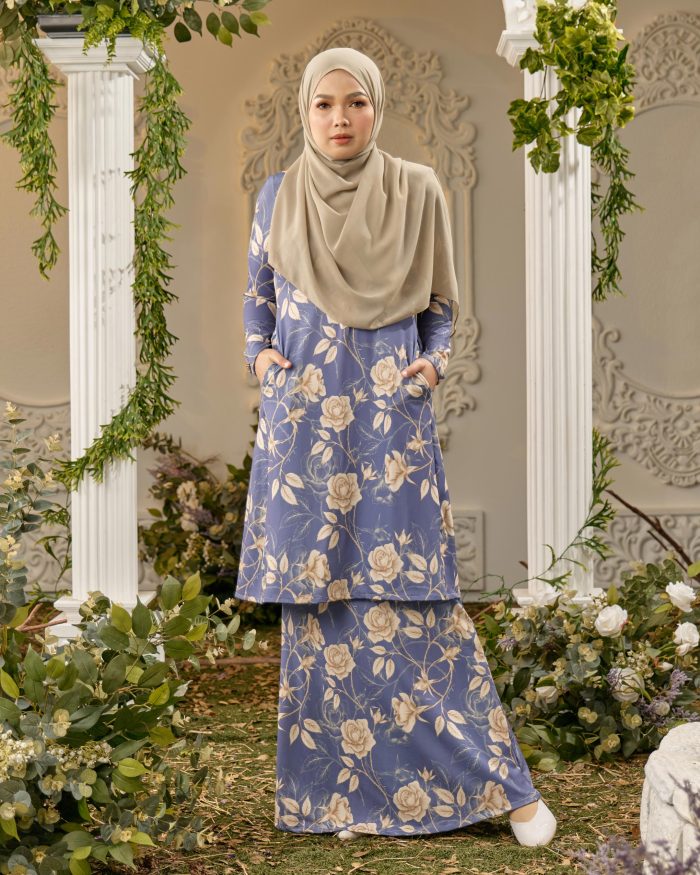 Baju Kurung Pahang Laura Printed 8.0 - Royal Rose - Image 2