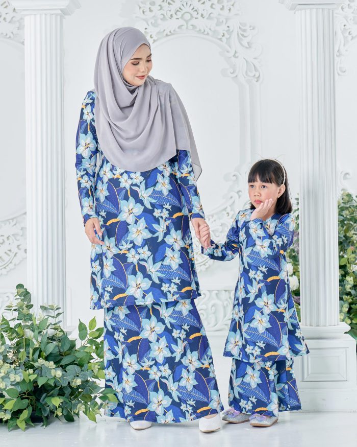 Baju Kurung Pahang Laura Printed 8.0 - Space Jasmine - Image 5